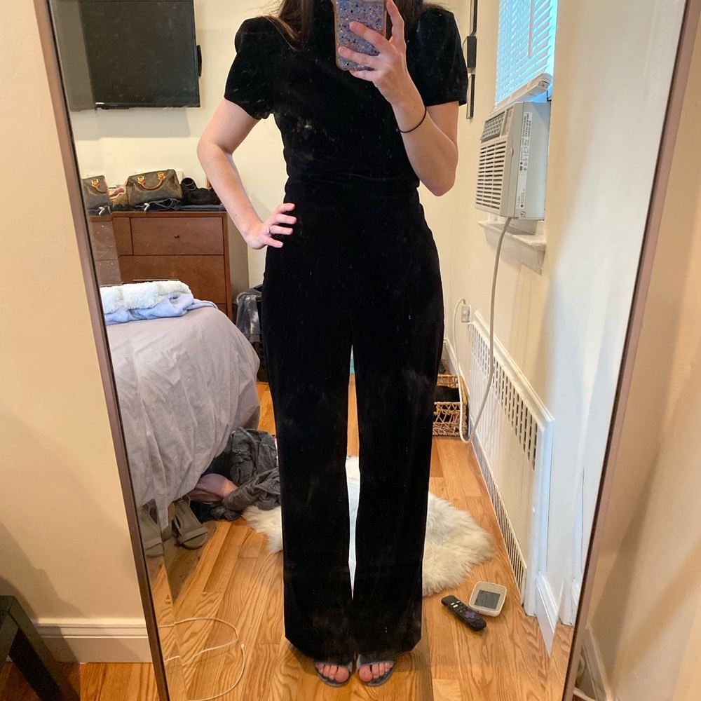 Alice and Olivia Alice + Olivia "Jorah" velvet jumpsuit
Worn once!